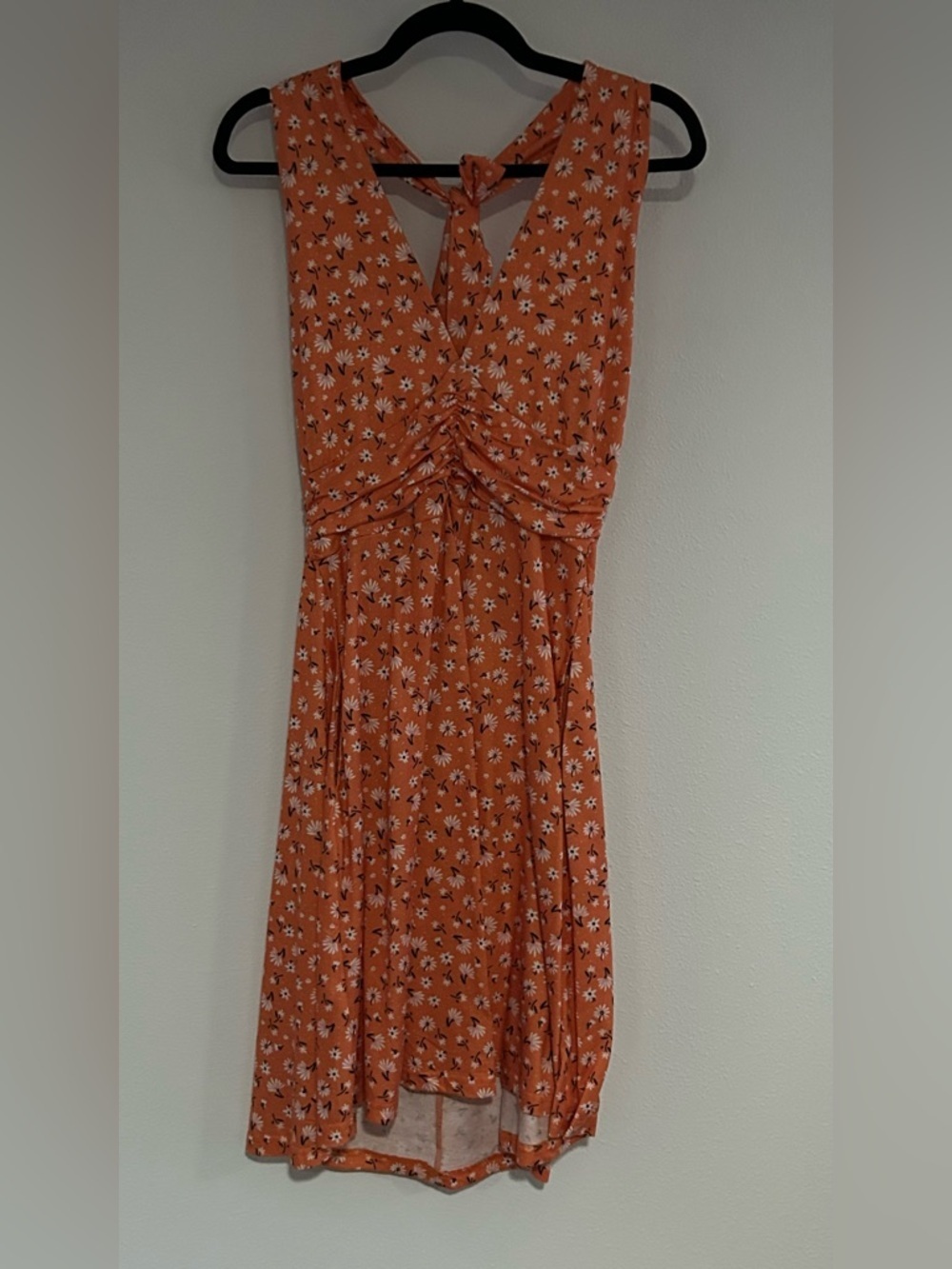 Huhot Floral Halter Dress